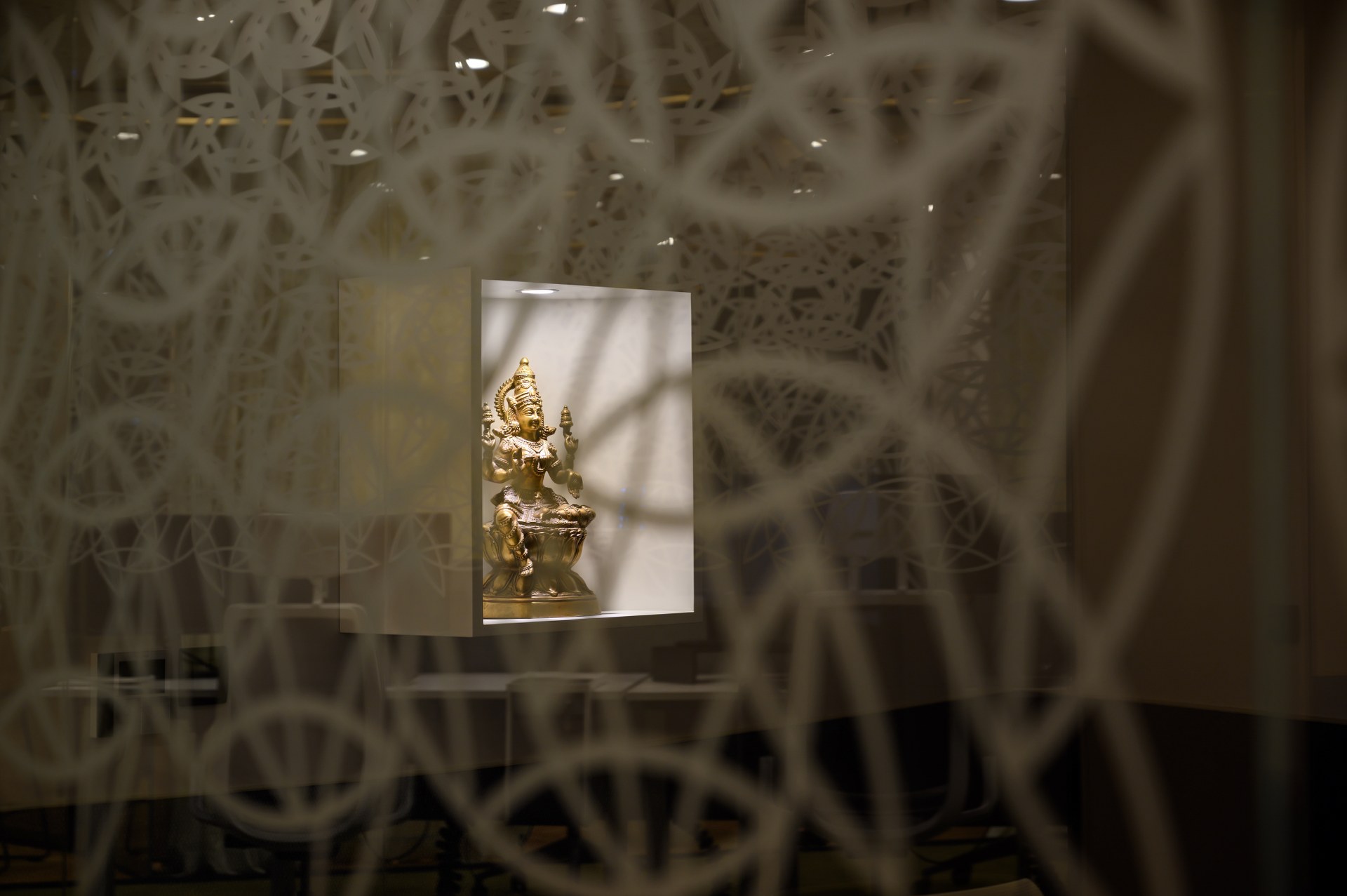 Dhimahi 办公室 · 数字化世界的千瓣莲花设计丨Superform-23