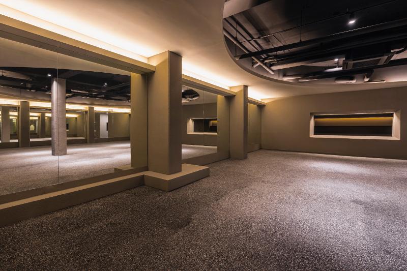 简约黑白色调，68 平健身中心室内设计-9