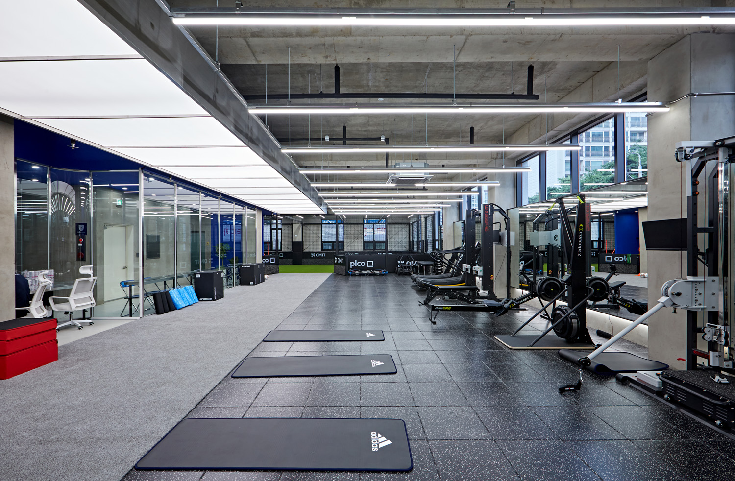 韩国 120 平现代风格运动中心，极简设计的魅力-11