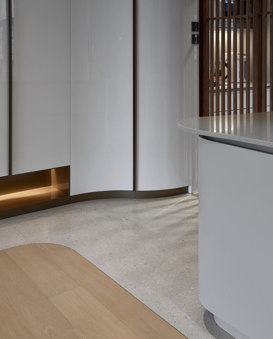 金黄色渐变新派台式料理餐厅,香港 | Designed by designeightfivetwo - 主题餐厅 - 餐厅LOGO-VI空间设计-全球餐饮研究所-28