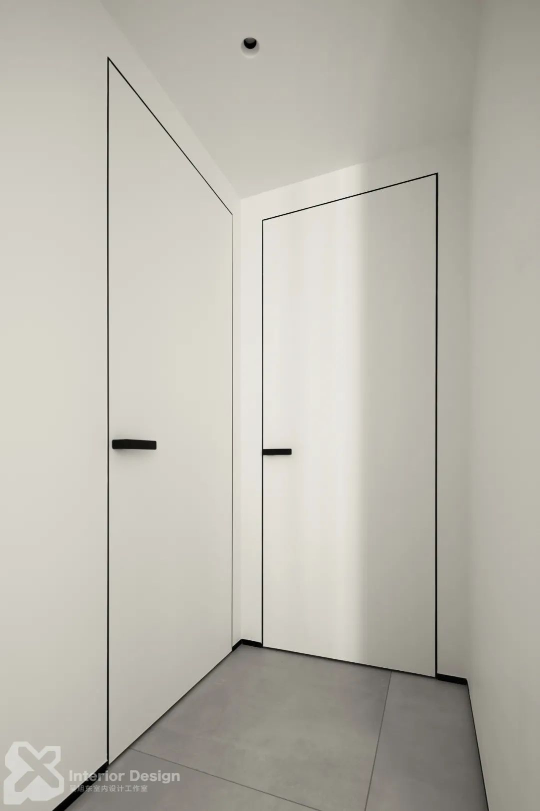 东阳 420㎡极简复式,黑白灰构建纯粹空间-65