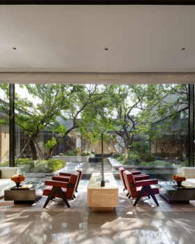 龙湖济南山河颂会所项目丨中国济南丨云菲(UND),马莹设计团队