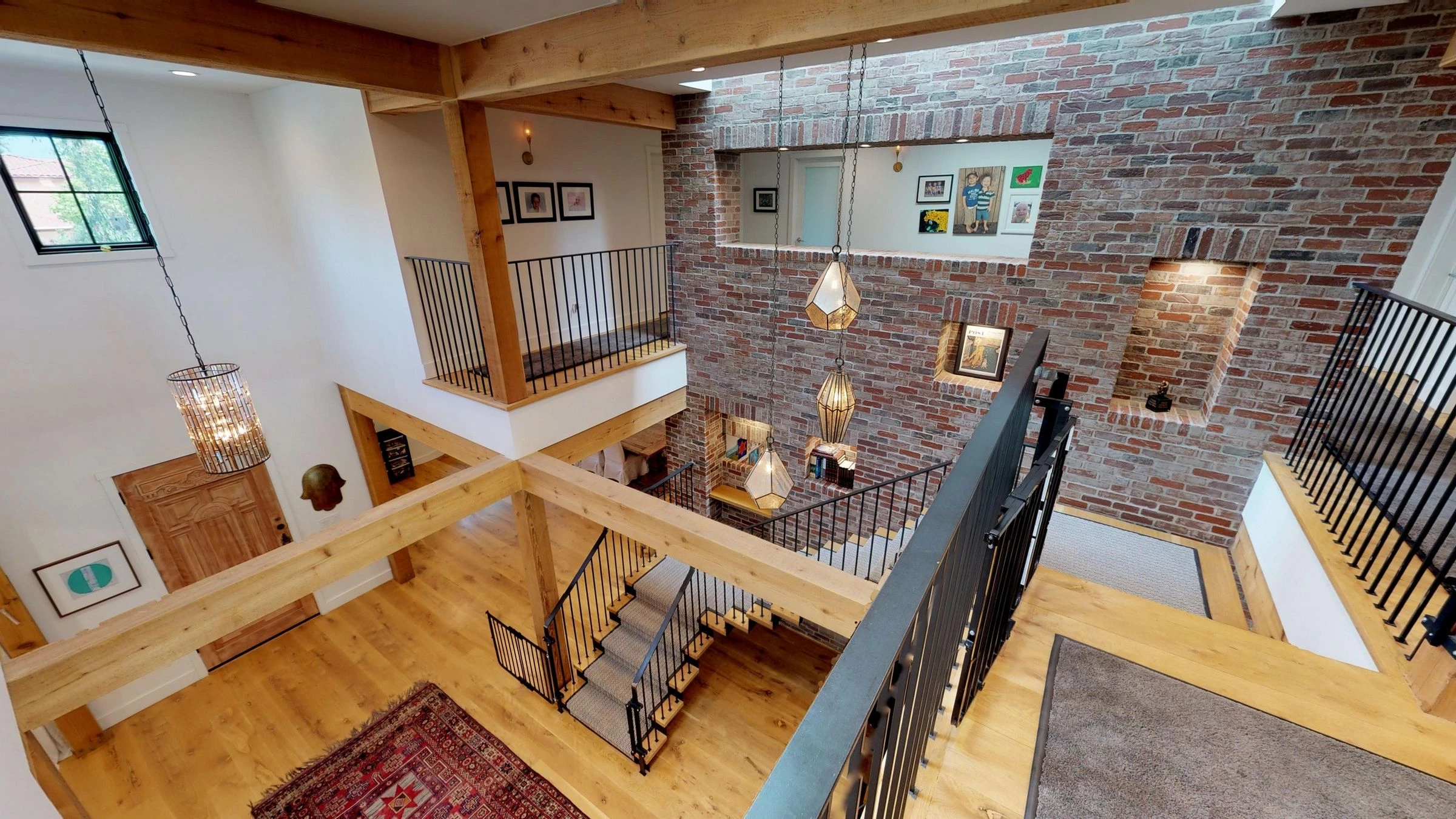 加州阳光下的现代农舍之家-20