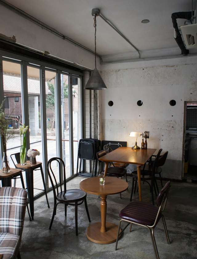 韩式清新 10 坪小咖啡馆设计-7