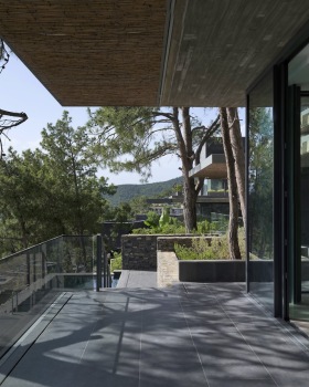 内夫格尔科伊公寓丨土耳其丨EAA  Emre Arolat Architecture