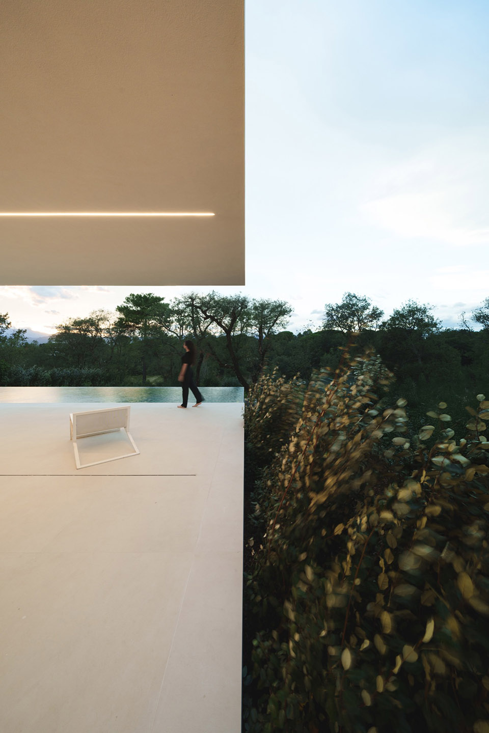 Camiral住宅丨西班牙丨fran silvestre arquitectos-21