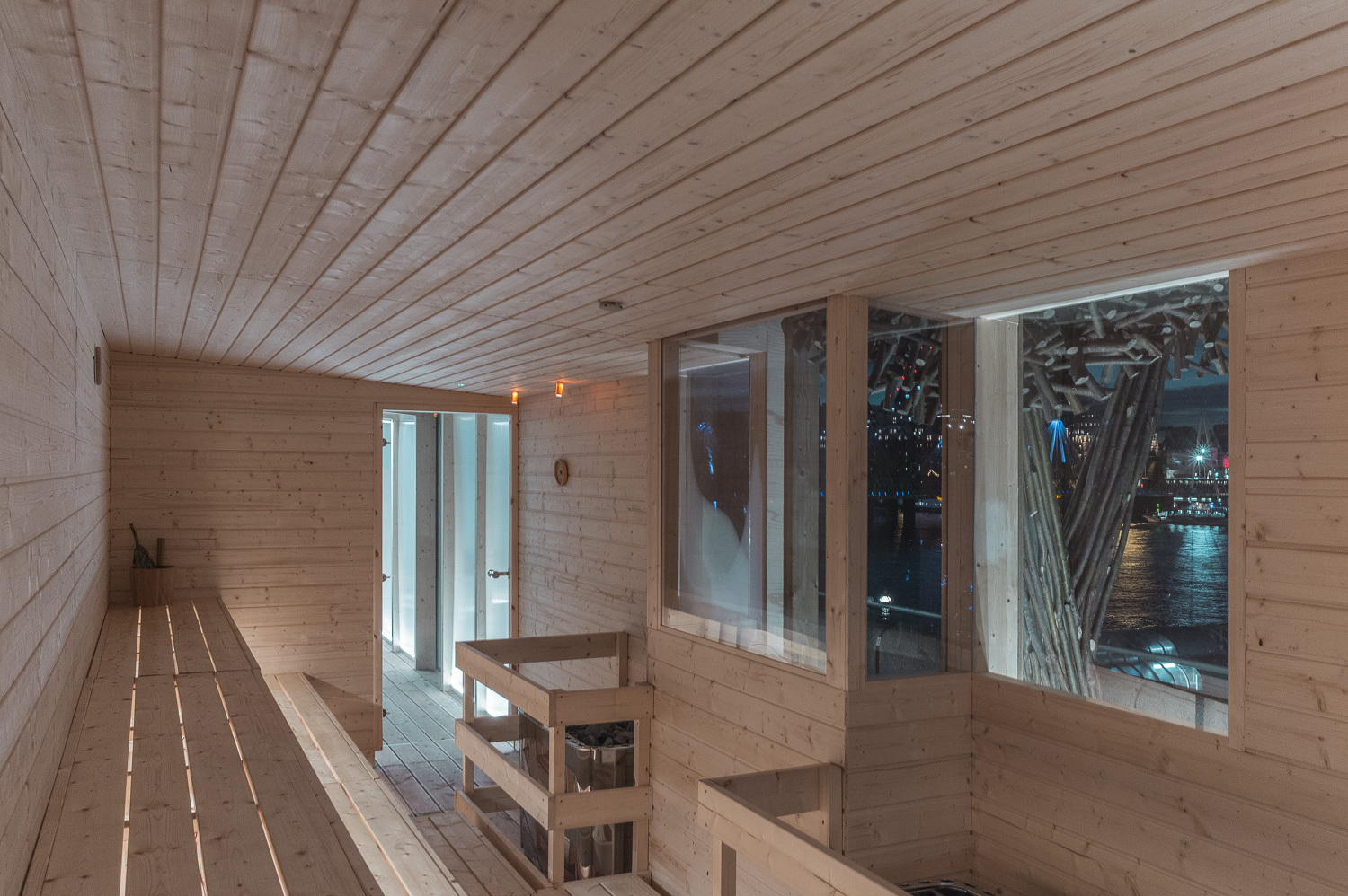 Rooftop Sauna in London  Aalto University-40