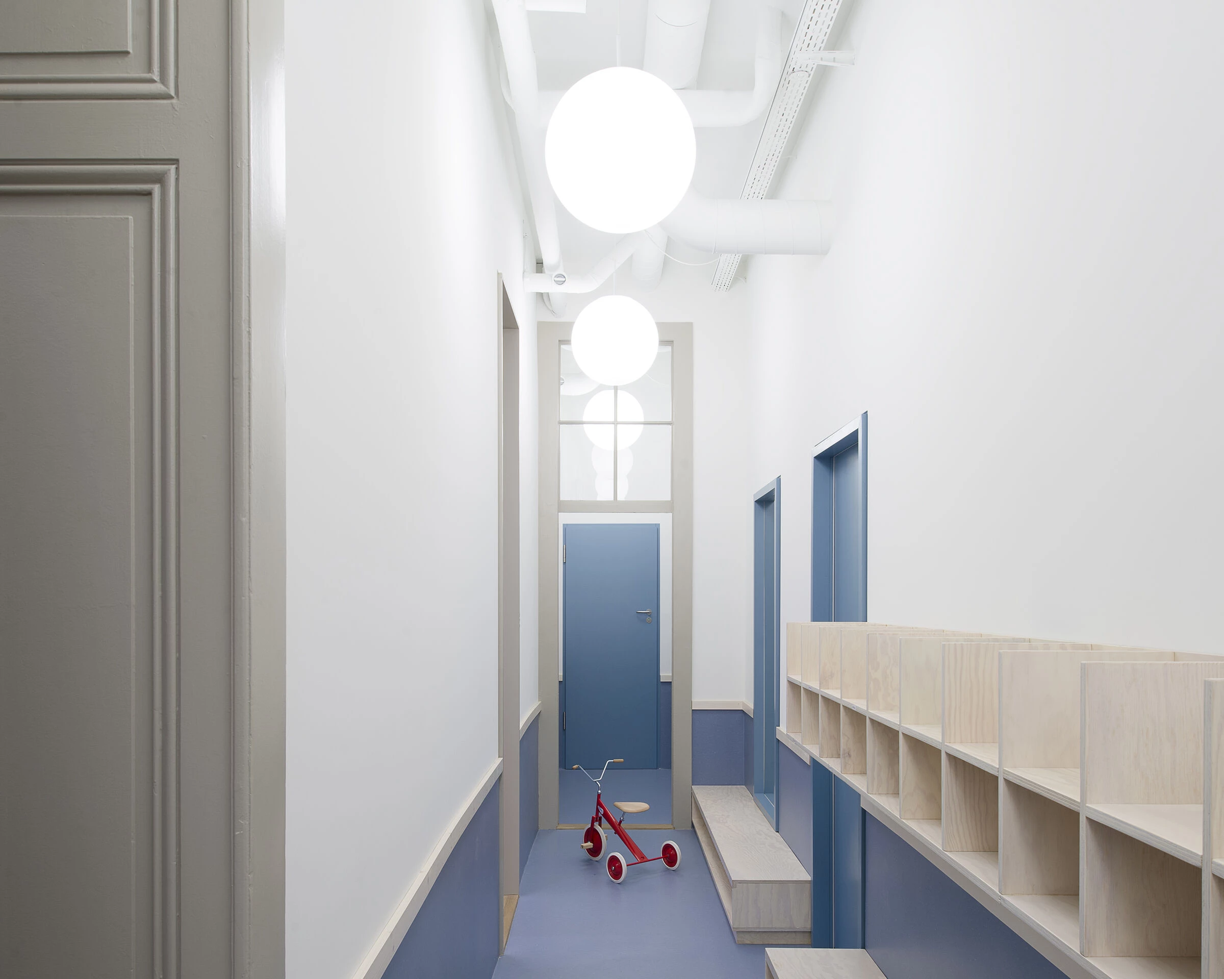 TRANSFORMATION OF A RESTAURANT INTO A NURSERY-17