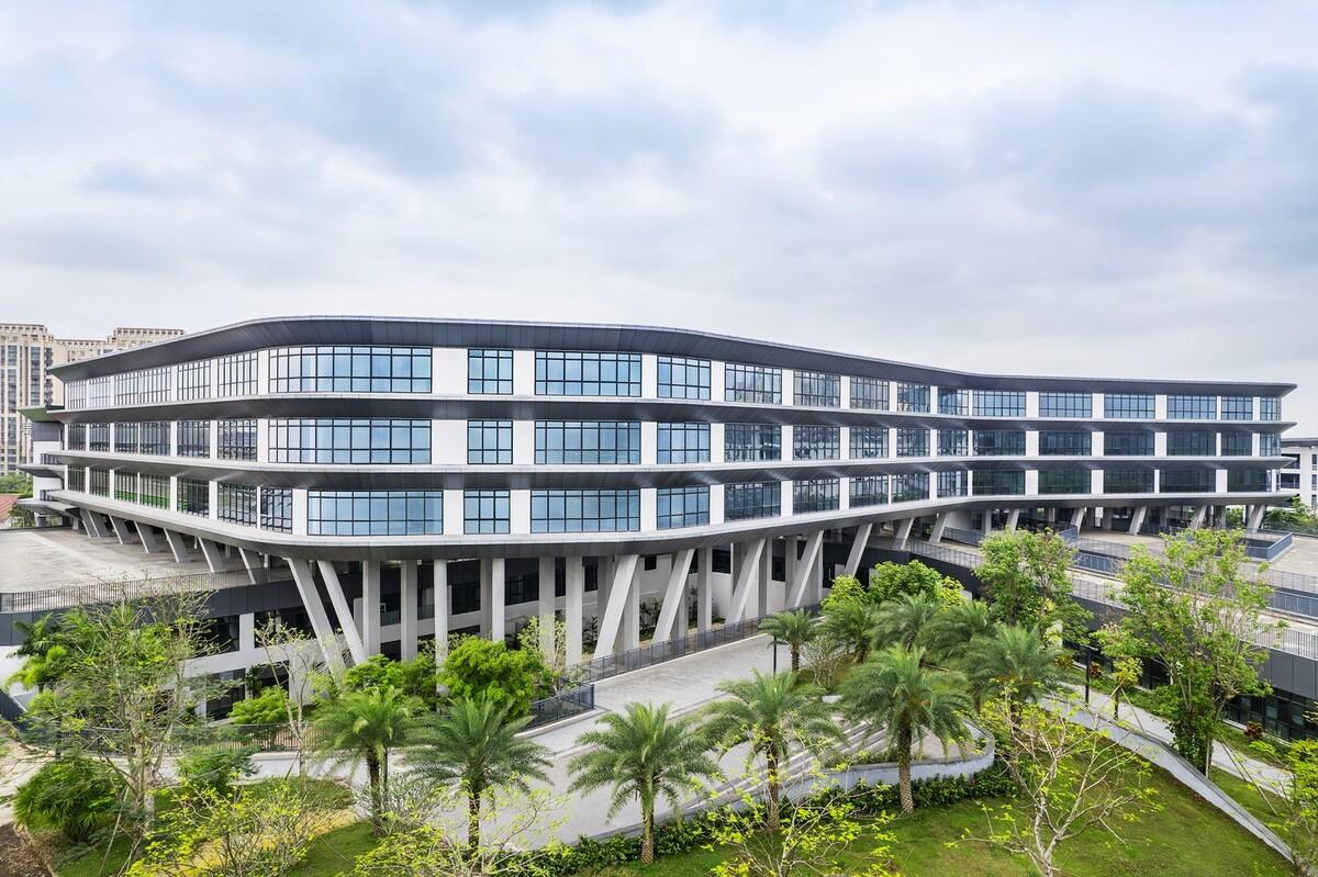 北京大学附属中学海口学校丨中国海口丨Crossboundaries-5