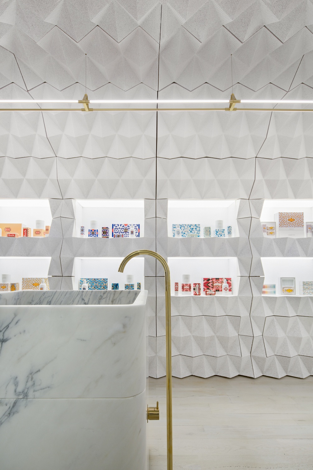 Claus Porto纽约店丨美国曼哈顿丨Tacklebox Architecture-18