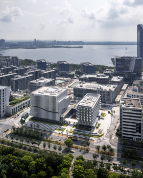 上海华东师大滴水湖国际软件学院丨中国上海丨EID Arch姜平工作室,华建集团华东建筑设计研究院