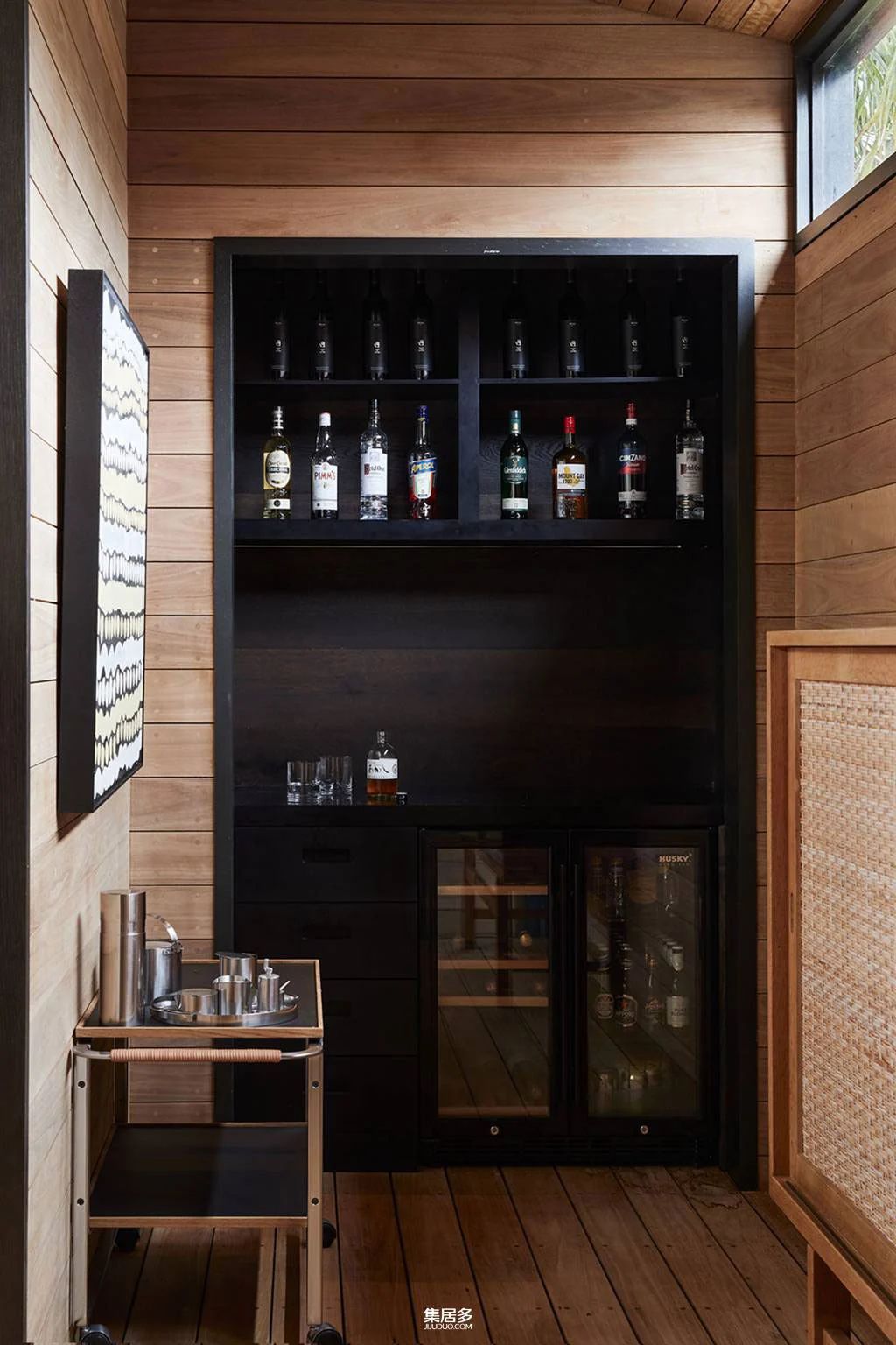 黑色立面与中世纪装饰组合的澳大利亚海岛度假屋-16