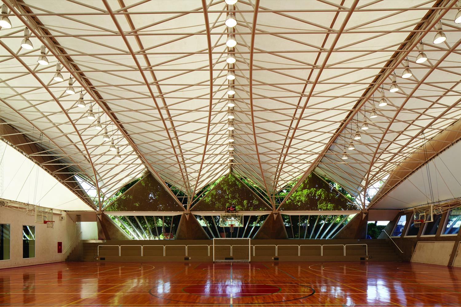 巴西 Clube Alto dos Pinheiros 运动馆 · 经济,可持续的设计杰作-1