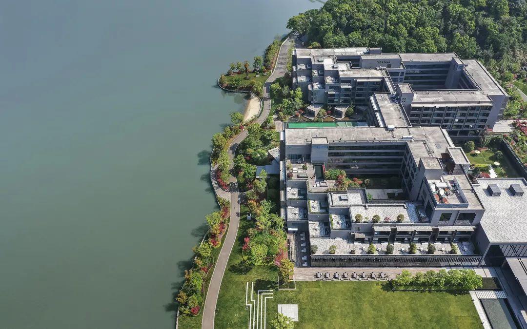 宁波东钱湖华茂希尔顿度假酒店及会议中心丨中国宁波丨深圳汤桦建筑设计事务所有限公司-38