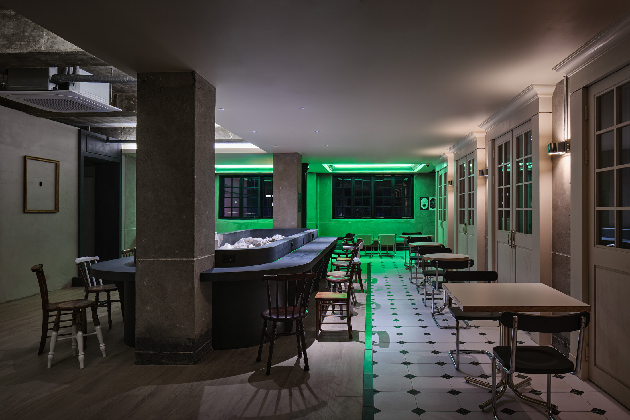 首尔欧式咖啡馆丨韩国首尔丨釜山 Design by 83-21