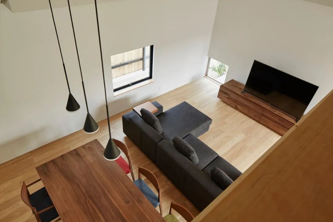 日本岐阜县 171 平米一户建 | L 型布局打造城市花园住宅-17