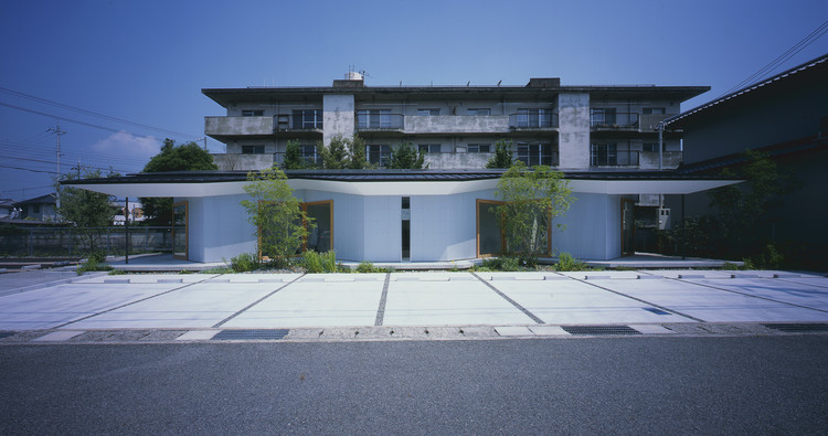 旋转 45 度的画廊空间-6