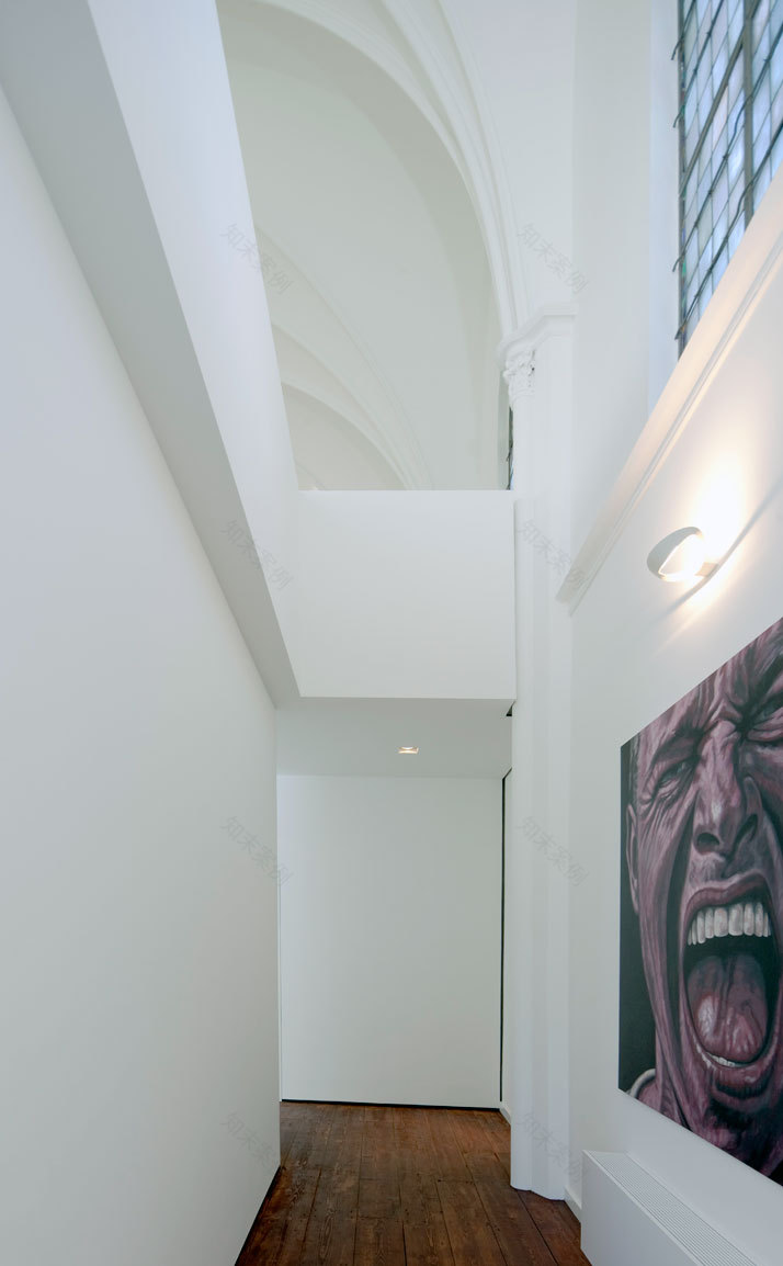 Church conversion into a residence in Utrecht by Zecc-26