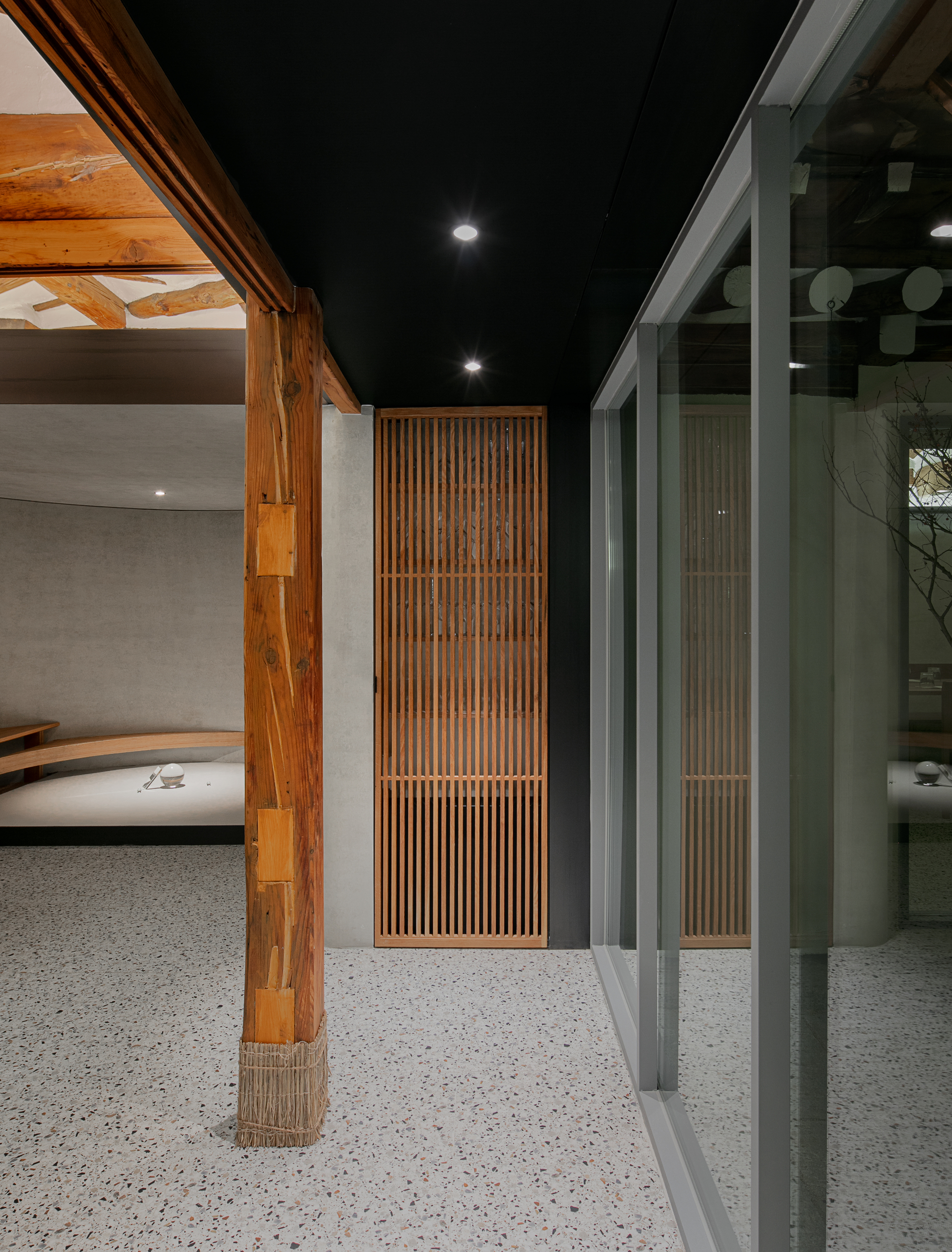 Mangata Restaurant / NOMAL-30