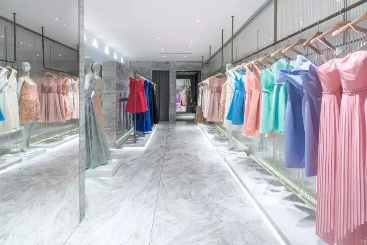 【59期】11月28最新精品零售空间设计-7