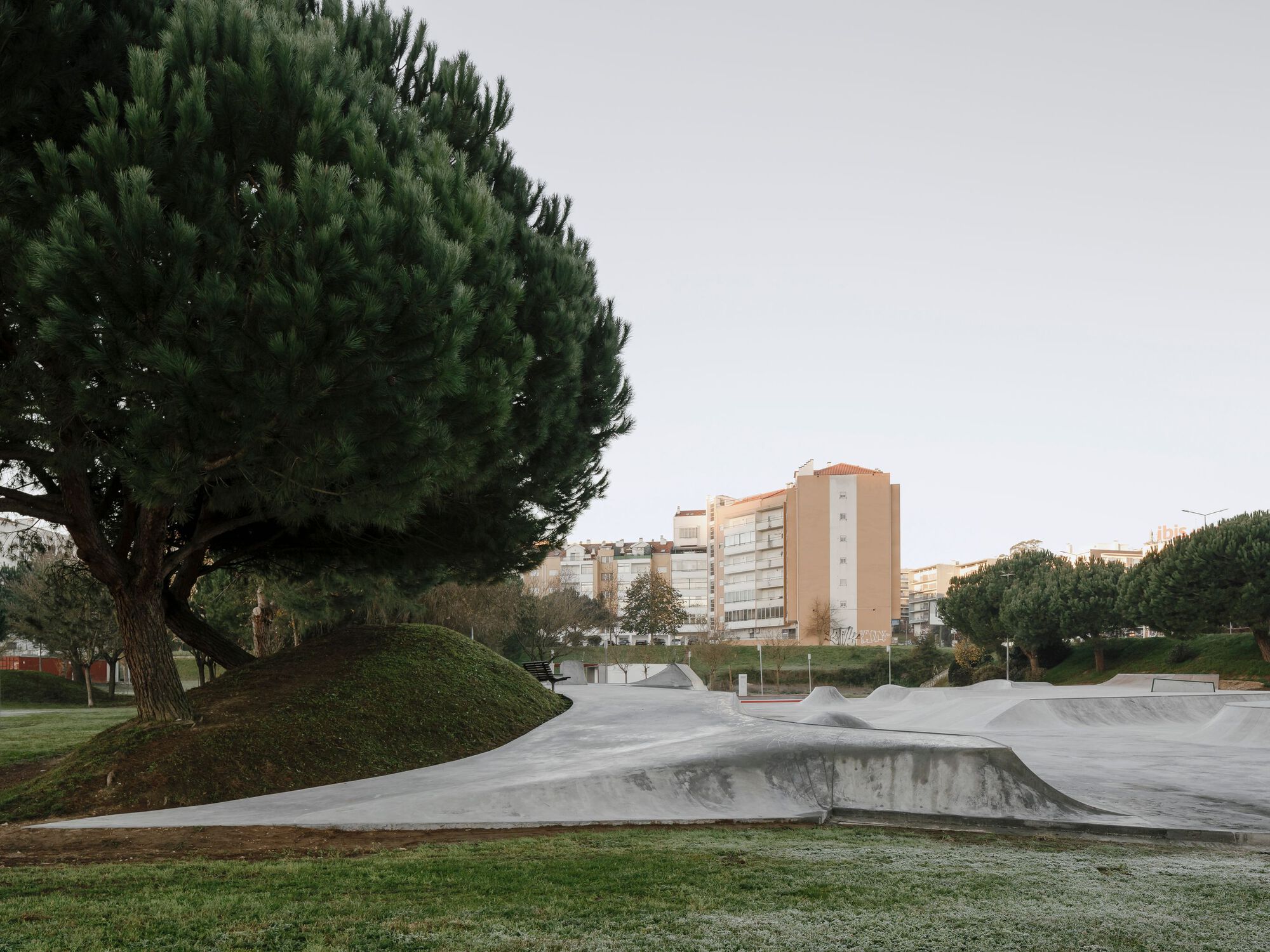 莱里亚滑板公园丨葡萄牙丨Arquitectura Viva-33