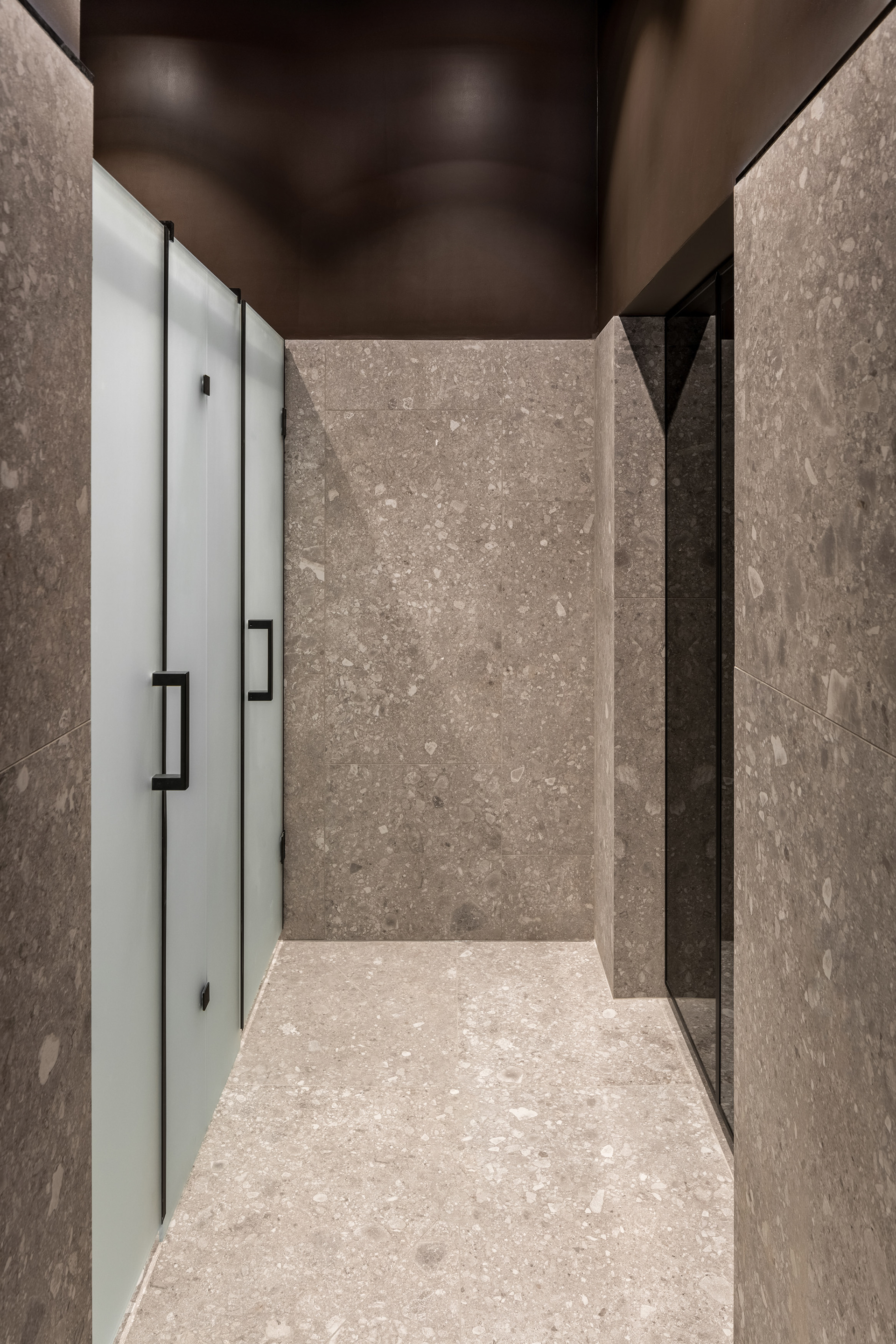 特列斯诺·普列列斯诺 第二部分

注：TELESNO PRELESTNO可能是特定的名称，由于缺乏更多背景信息，只能按音译处理 丨乌克兰丨Alexander Kornienko,Elena Kornienko-8