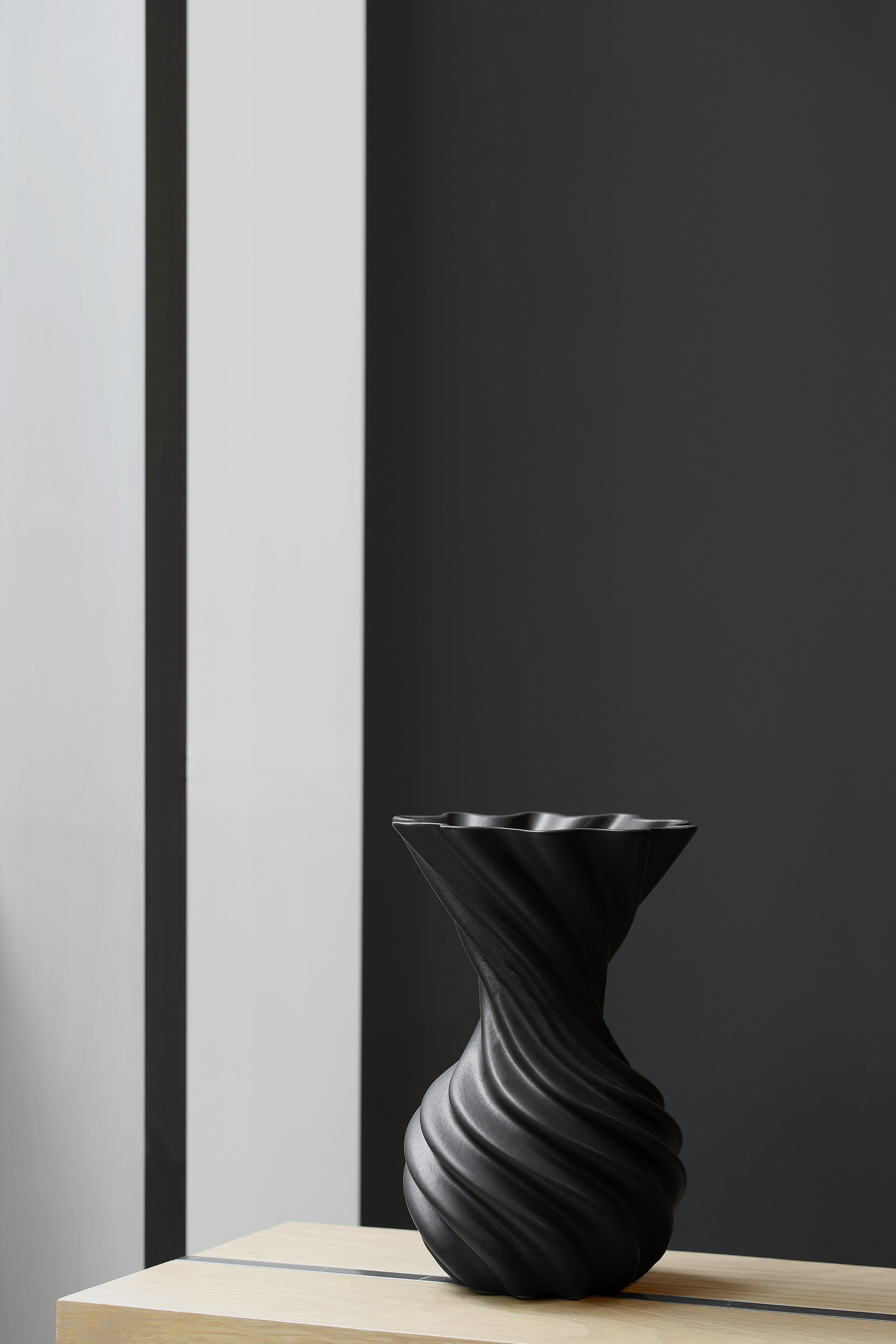 折纸动态的陶瓷装饰花瓶·Miss Jolie-9