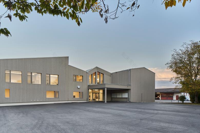 H – O Oegerli Markus丨Sanierung und Erweiterung Schulanlage Niederbuchsiten丨瑞士-0