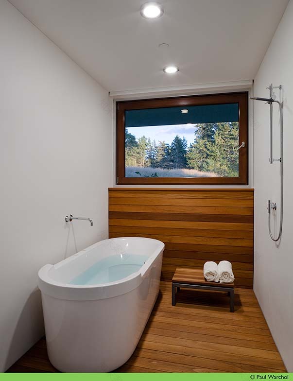 漂浮在海面上的钢构私宅-33