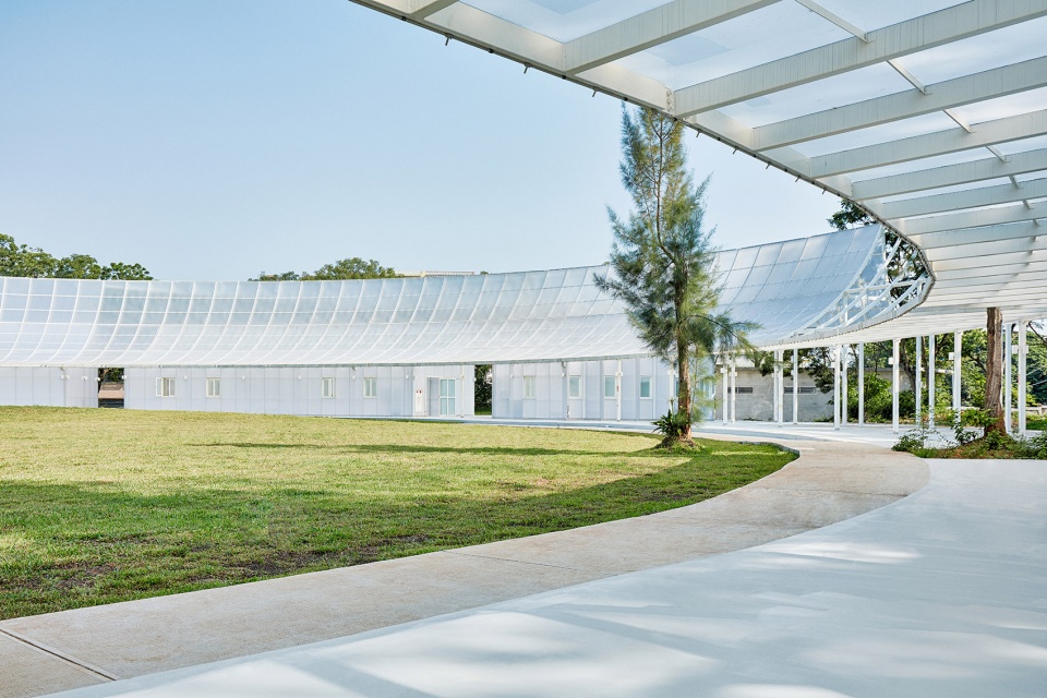 台中花博游客中心 | 轻盈与自然的和谐共舞-44