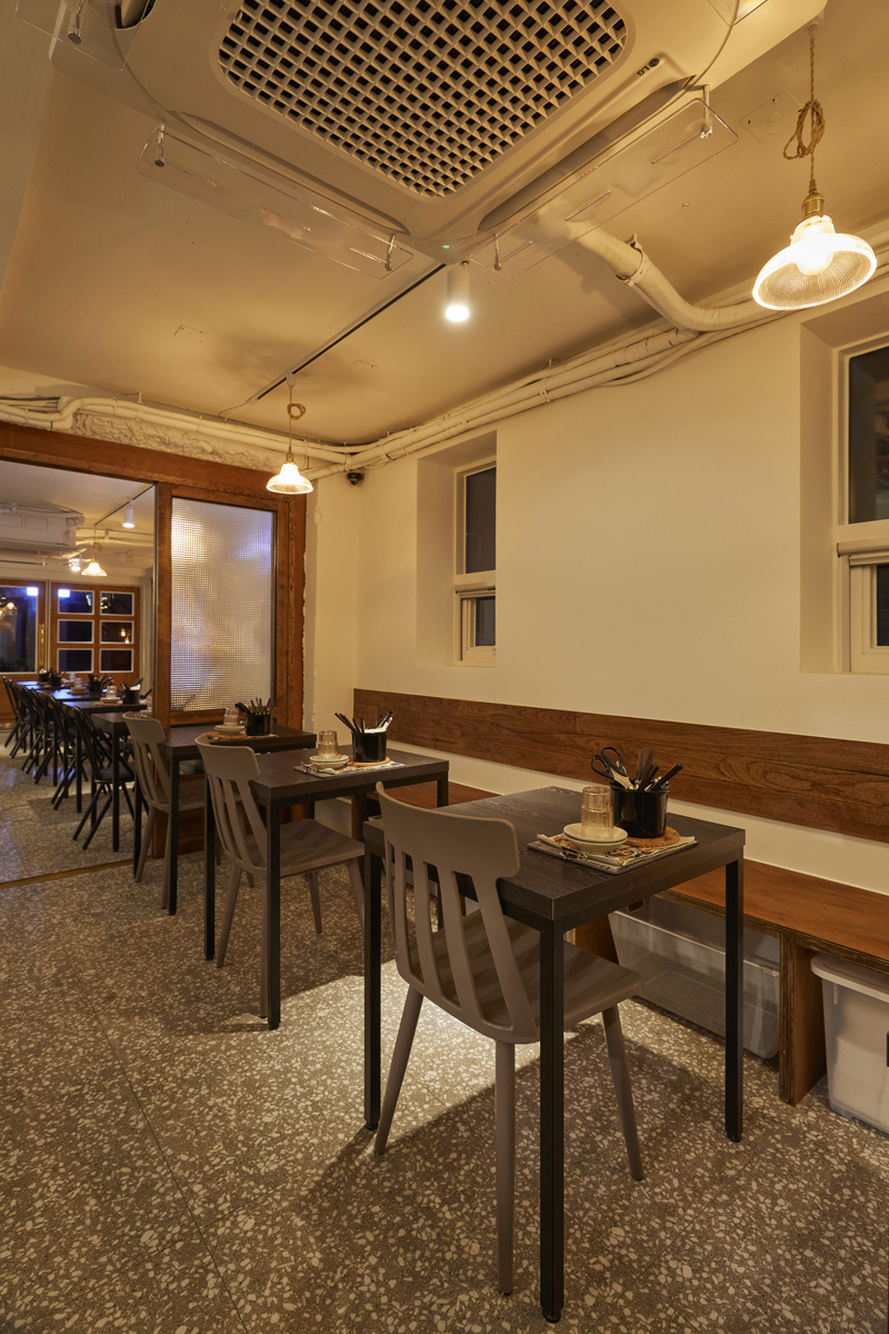 简约时尚的 23 平米餐厅设计-17