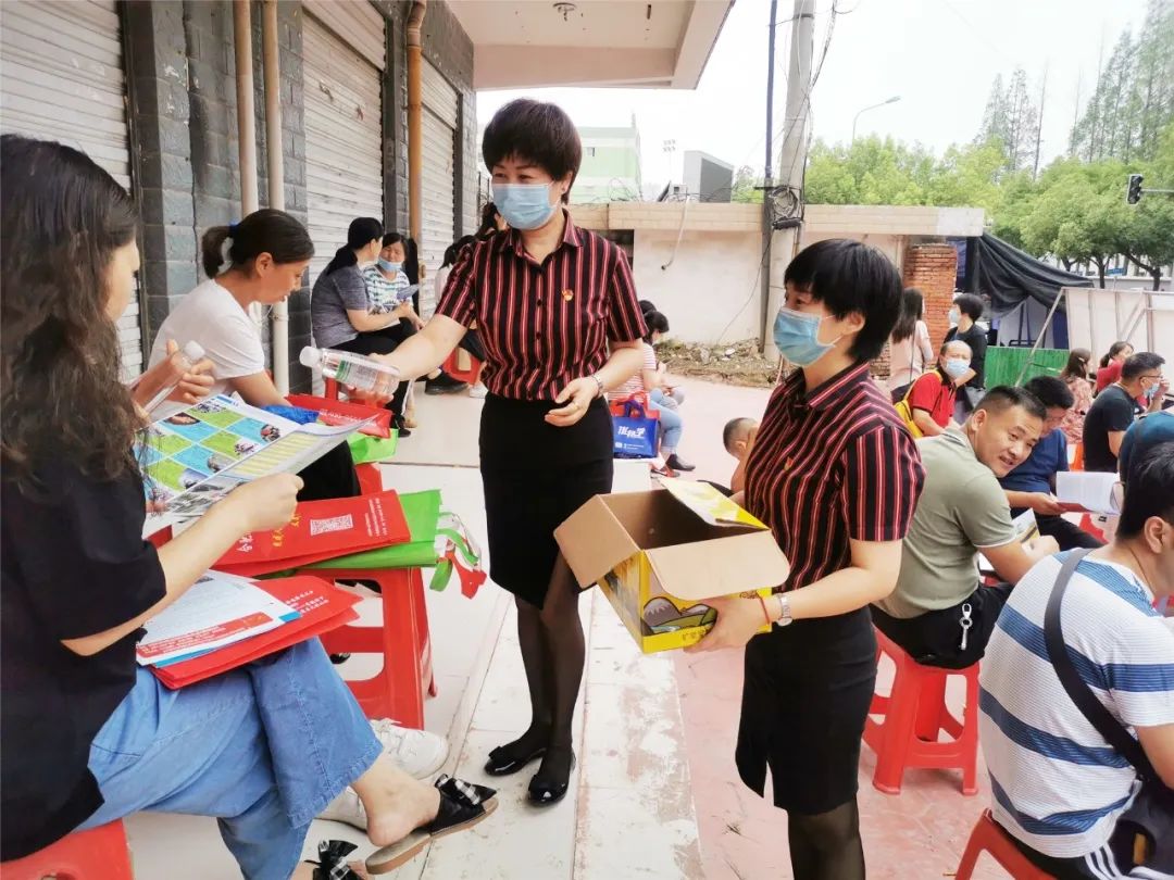 山水装饰集团爱心送考,助力中考梦想起航-20