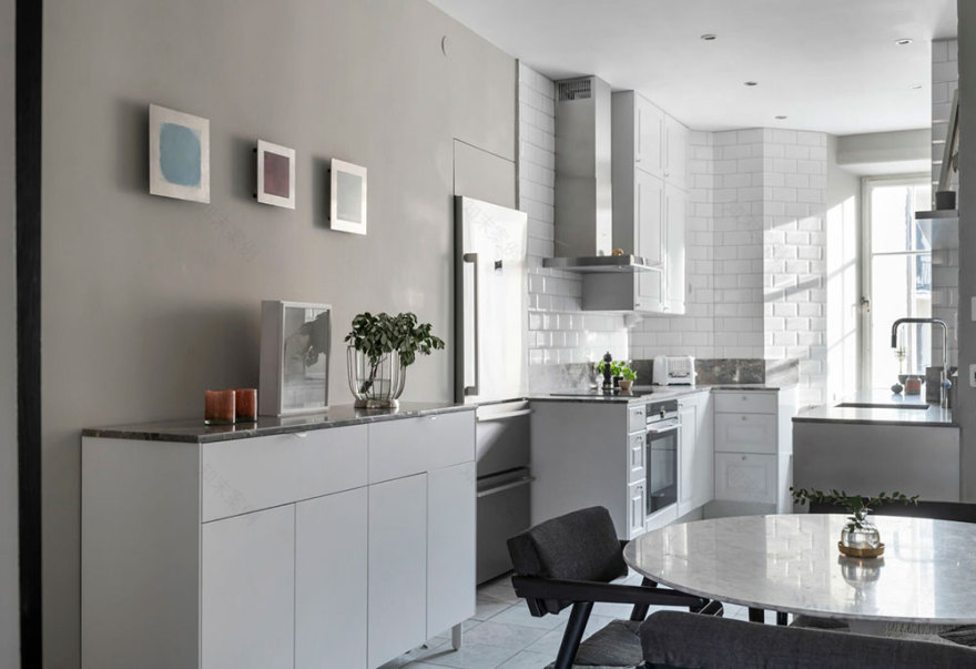 瑞典斯德哥尔摩优雅艺术公寓设计-10