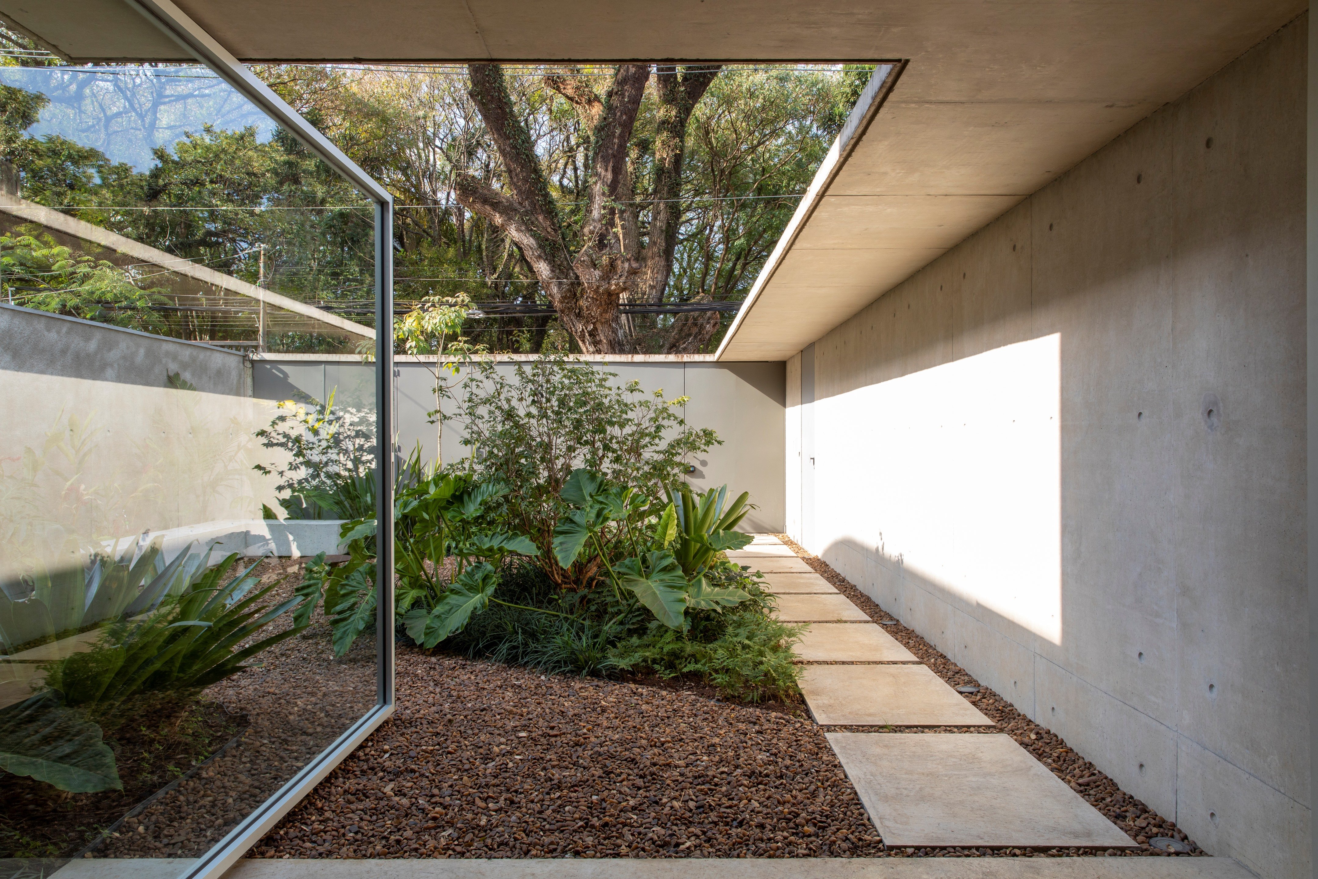 Casa B 住宅丨巴西圣保罗丨Acayaba + Rosenberg arquitetos-20