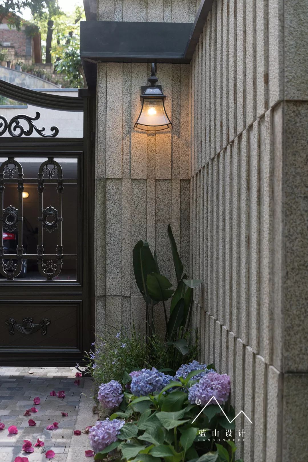 旧别墅新生活 | 南山瞰景,色彩斑斓的改造设计-16