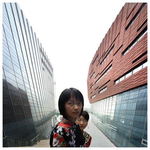 人造紅色峽谷，廣州白雲國際會議中心／BURO II + CITIC | FAM-28