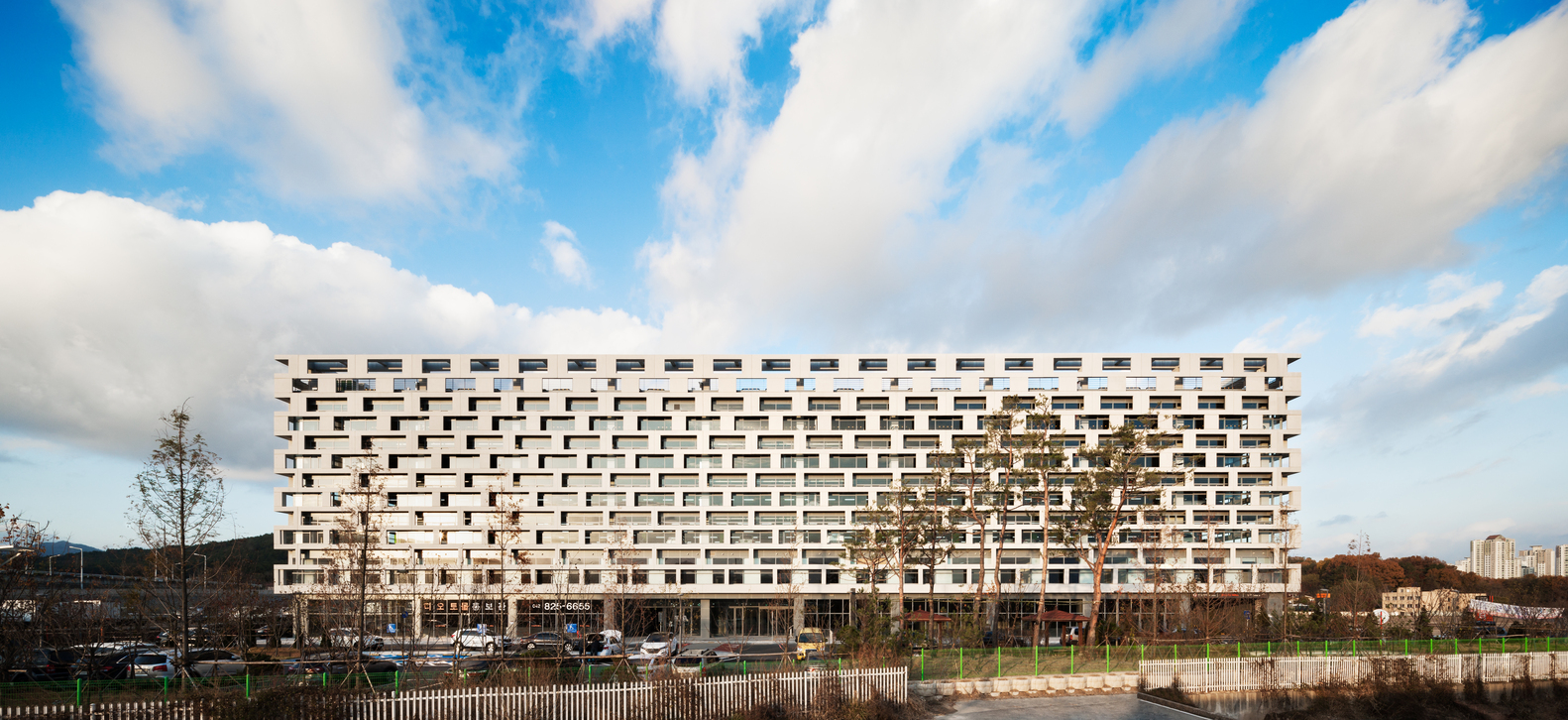 韩国 DAuto Mall 多功能混合建筑丨KARO Architects-8