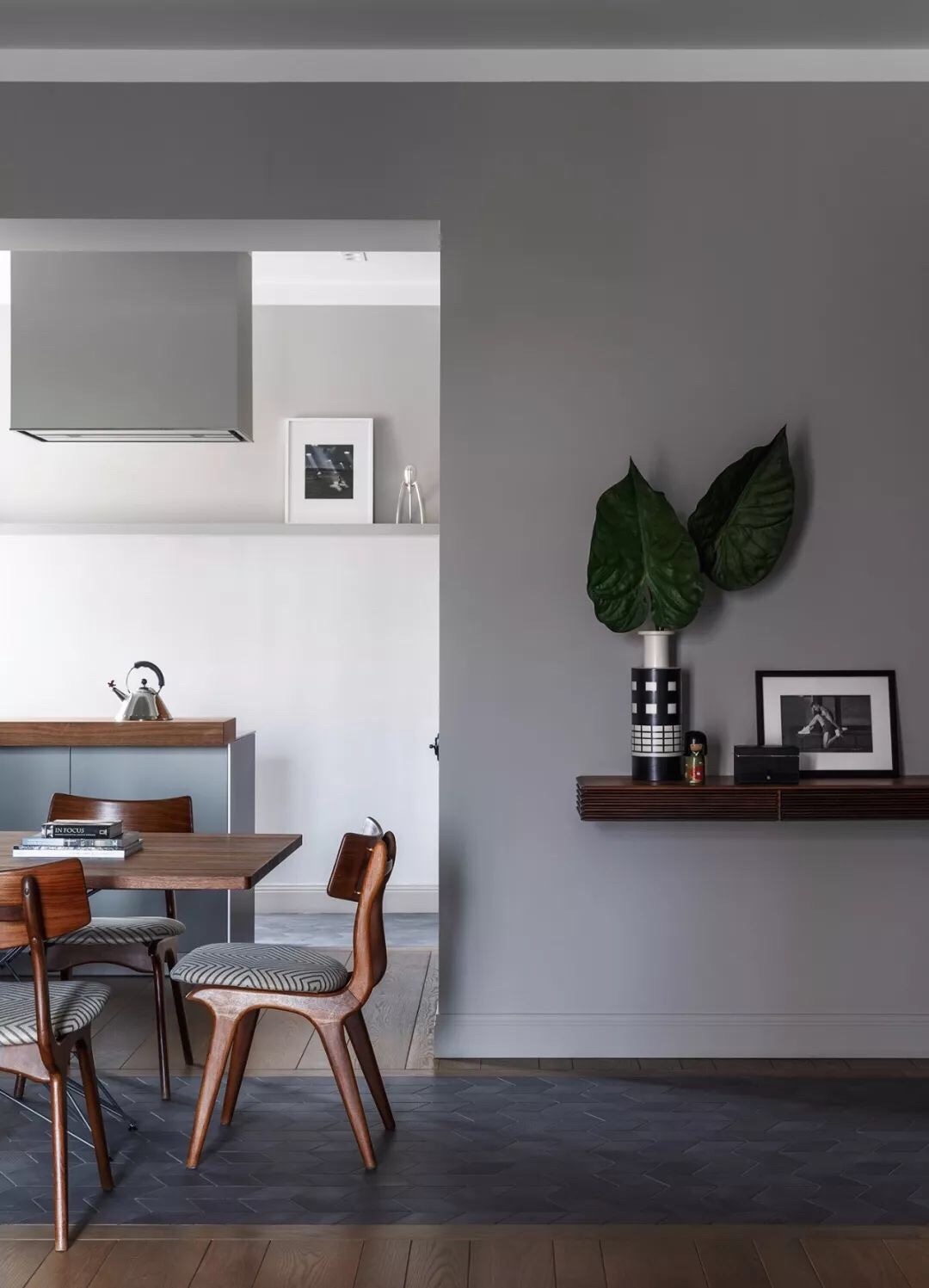 莫斯科现代风公寓设计，刚柔并重的艺术宅邸-45