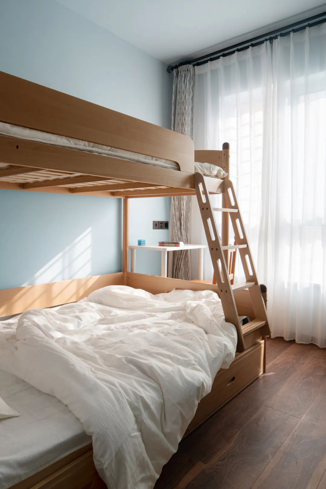 90 后情侣的温馨绿意之家丨PINK 瓶子设计-57