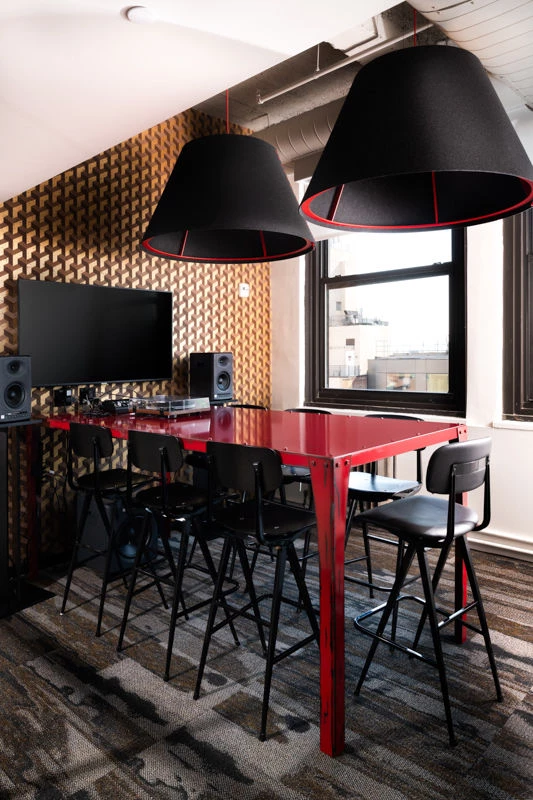 纽约 BMG 办公室定制会议桌-9