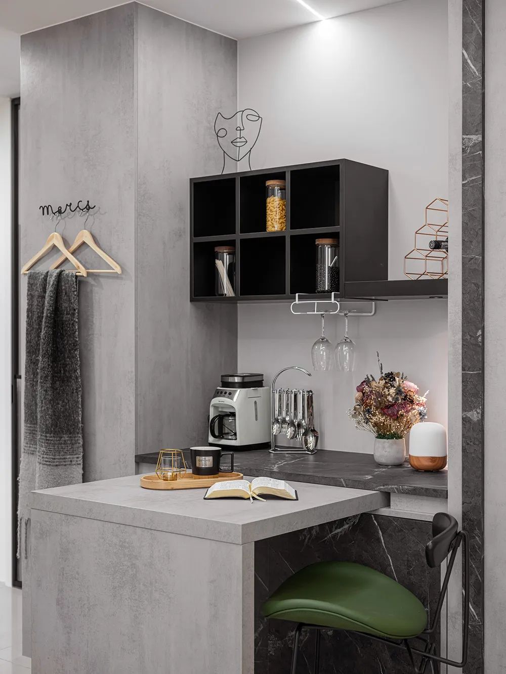 活力童趣的三口之家 · 色彩鲜明的 105㎡舒适住宅设计-28