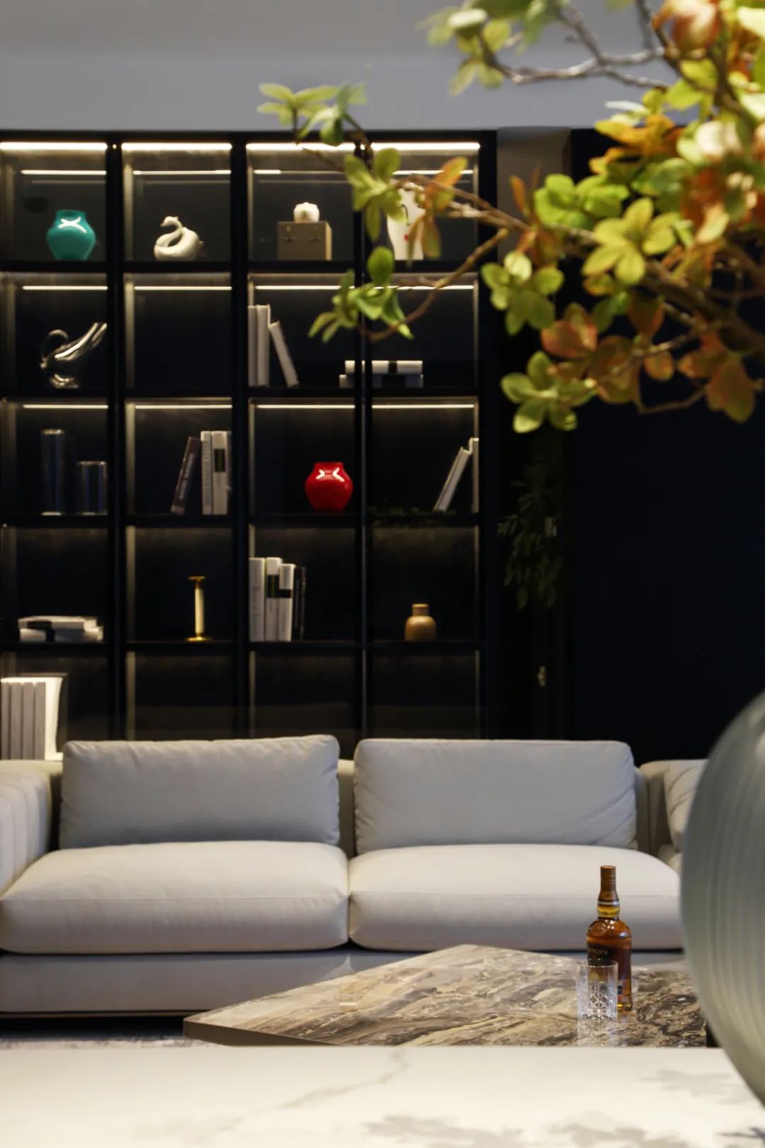 严谨而包容的美学,造出奢雅的空间丨穆兴旺-7