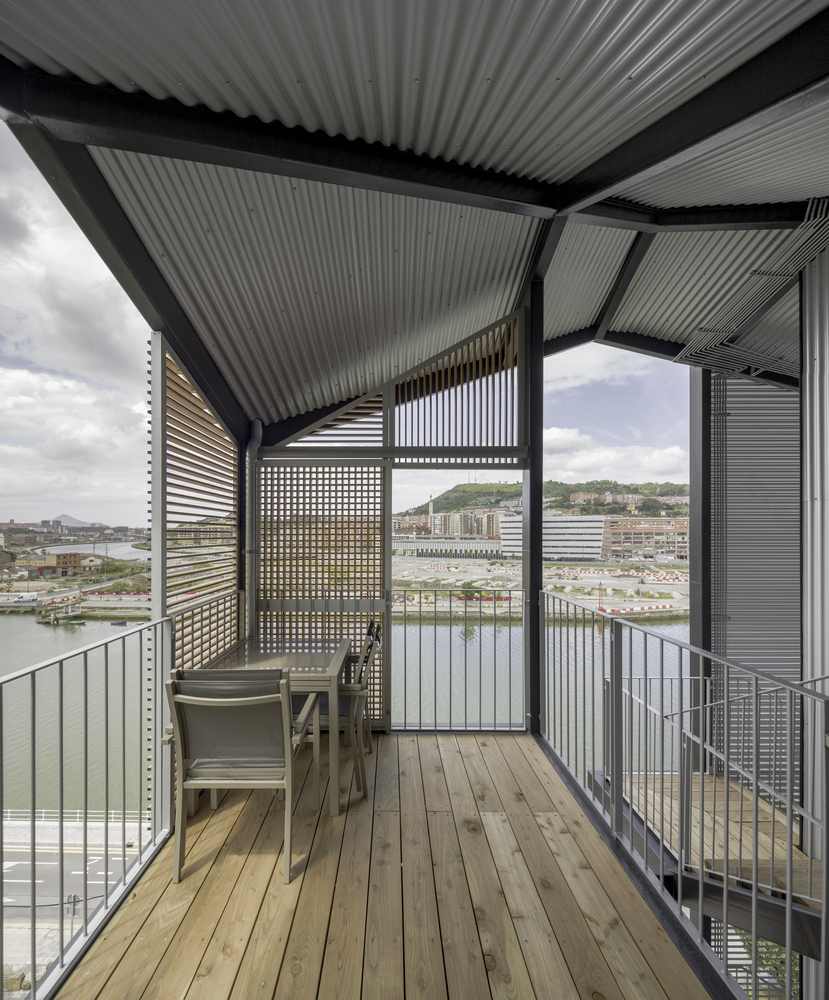 河滨重生 · 2A Dique 街老建筑翻新丨西班牙丨Behark-48