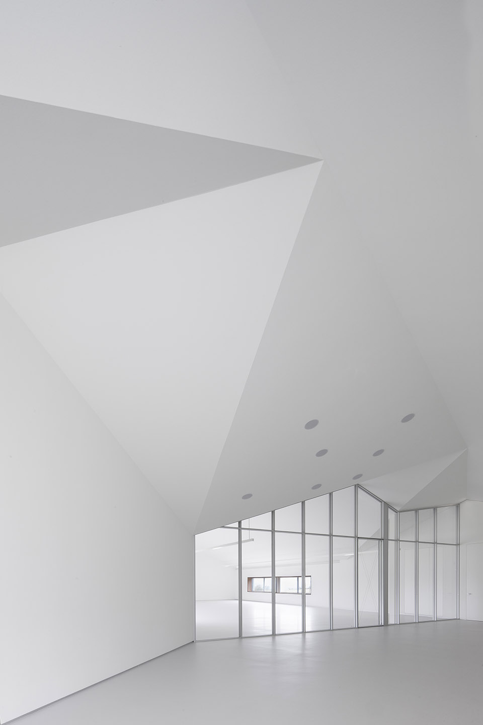 西班牙Norvento 办公楼 / Francisco Mangado-18