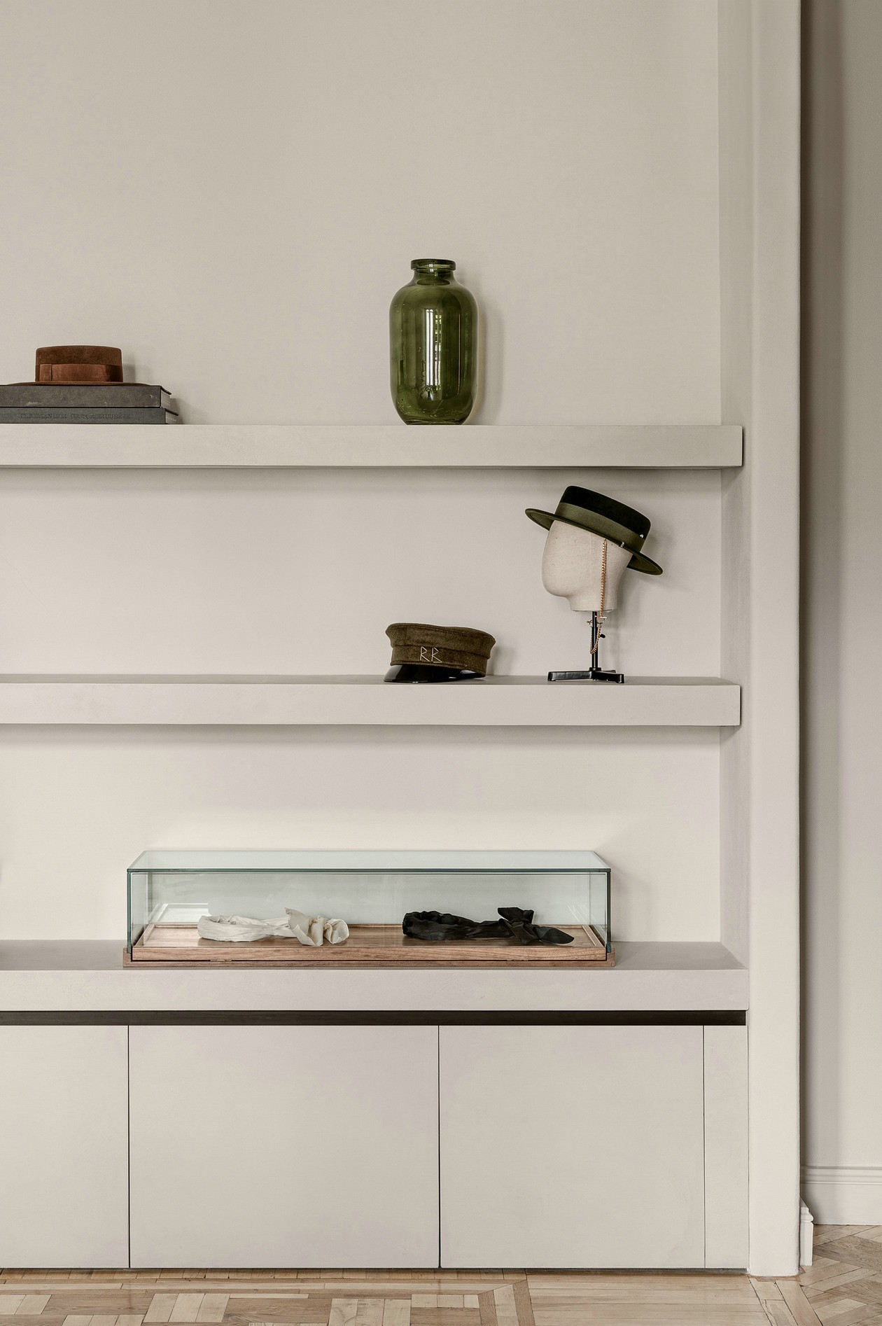 乌克兰基辅85㎡秀场展厅设计-31