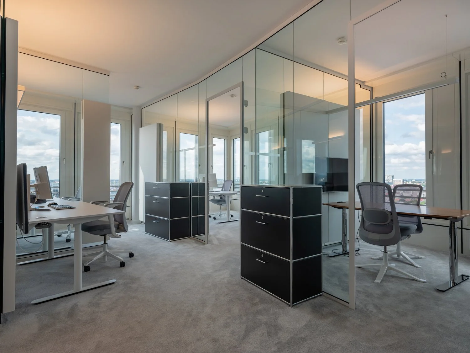 奥雷塔斯·装饰公司（注：AURETAS音译为奥雷塔斯 ，decorazioni是意大利语装饰的复数形式，这里推测为公司名字相关套语，按装饰公司翻译） 丨德国汉堡-17