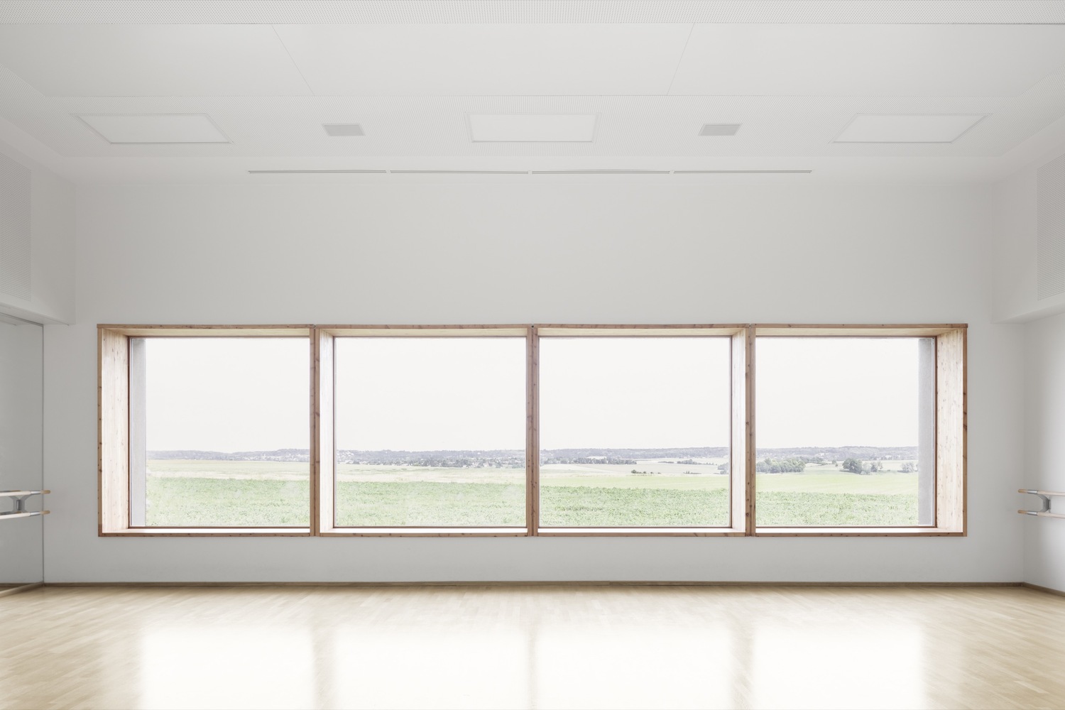 乡城之间的体育中心-23