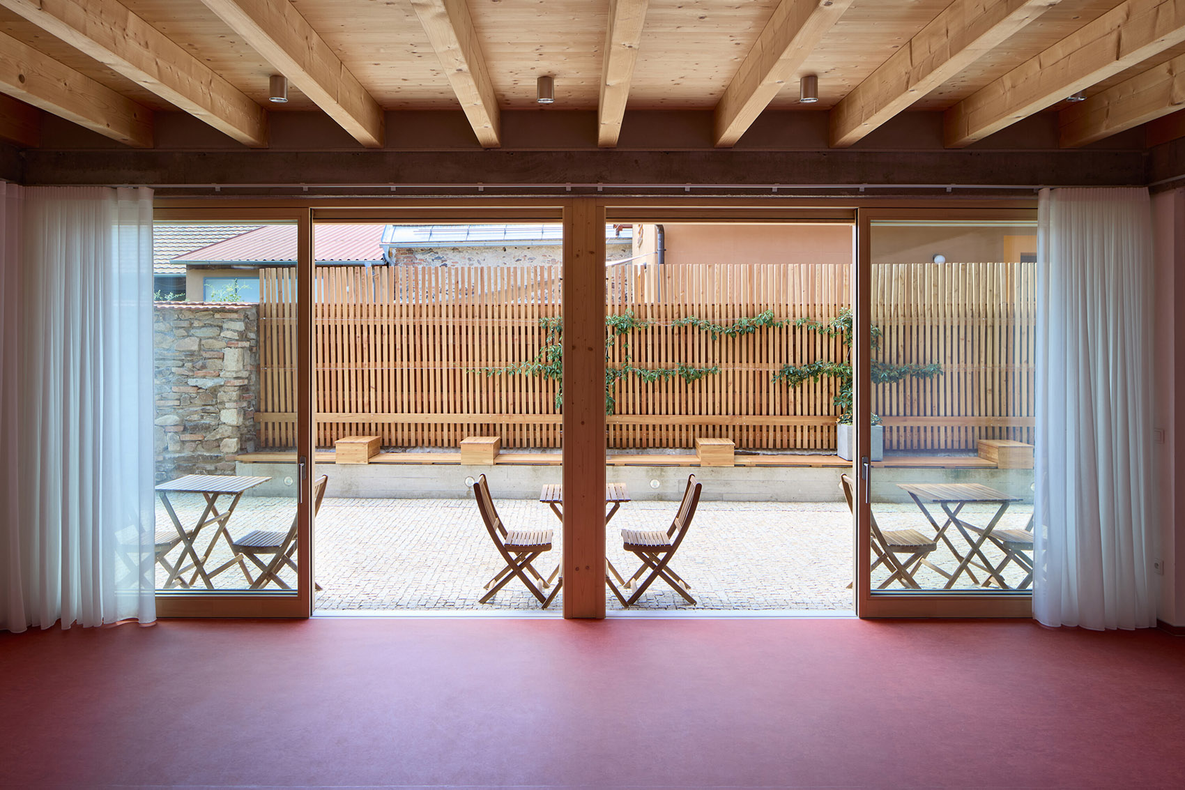 K66咖啡馆与联排住宅丨matěj šebek architekti-36