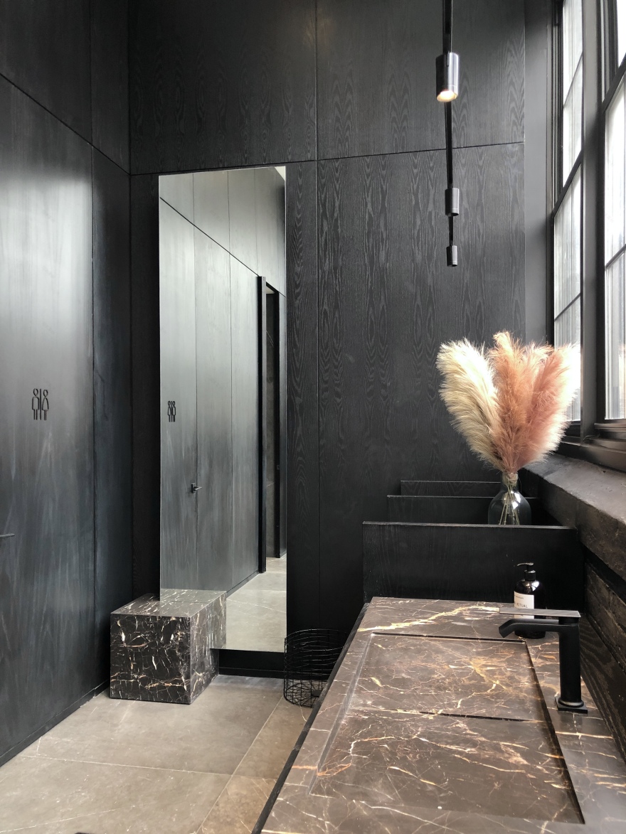 纽约布鲁克林海滨前军工厂变身奢华石材展示厅丨美国纽约丨Bando x Seidel Meersseman-19