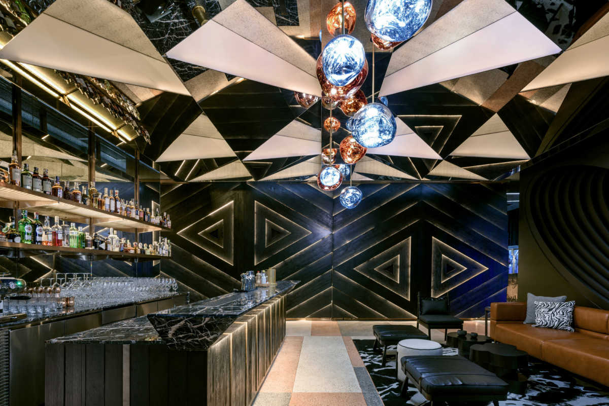 虎遇龙 · Akira Back 越南首家餐厅设计-14